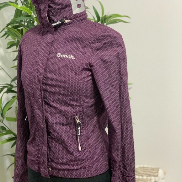 BENCH BBQ JACKET | WINDBREAKER | RAIN SNOW RESISTANT| EMBROIDERED | HIDDEN HOODY - Picture 4 of 7